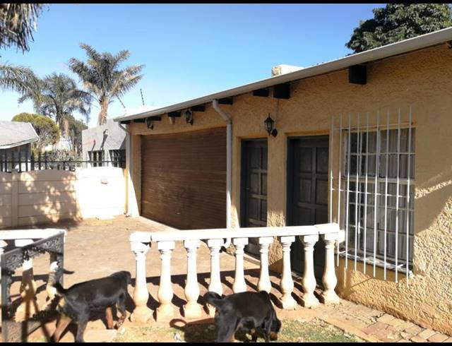3 BEDROOM HOUSE FOR SALE IN WESTDENE